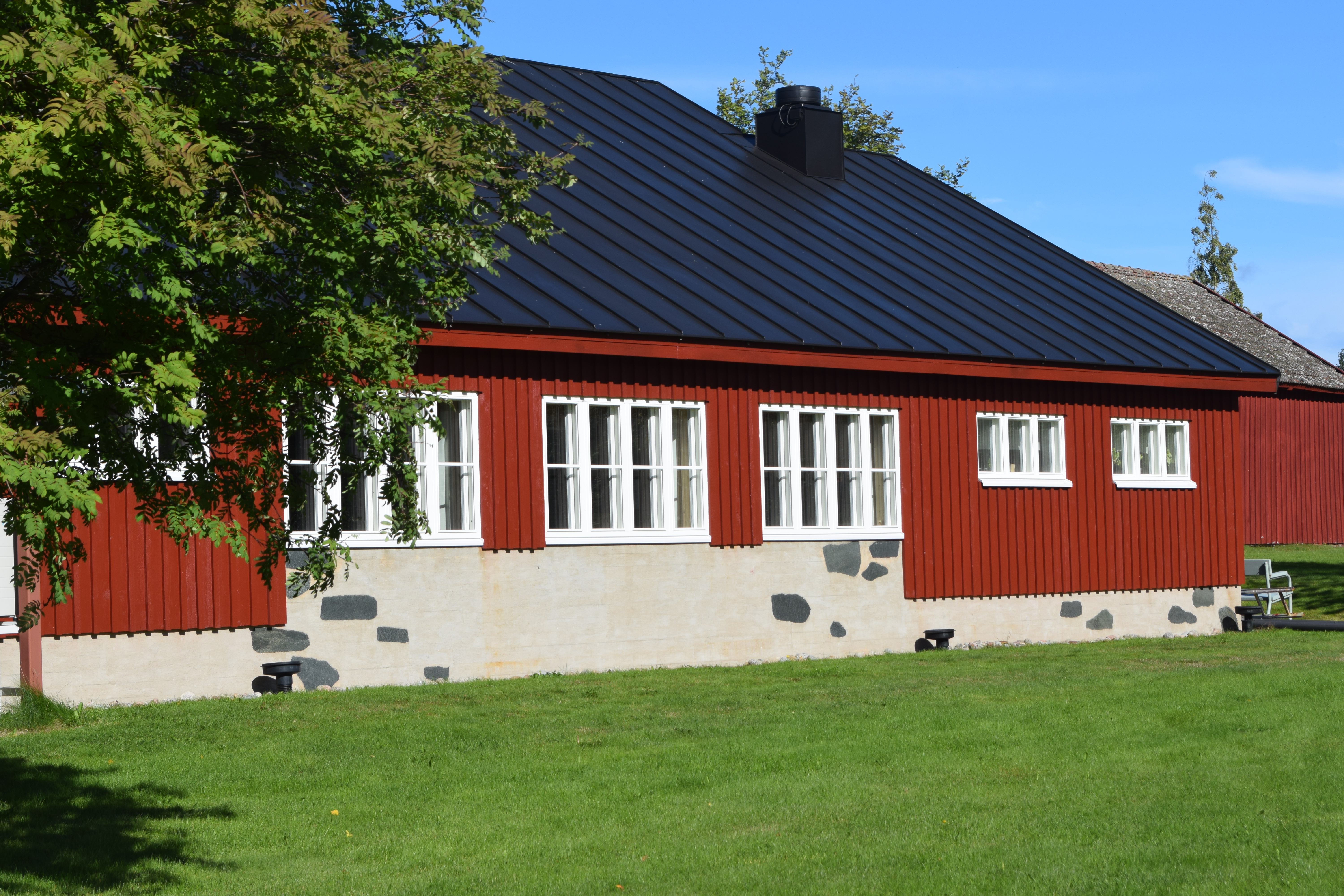 Bild av församlingshemmet på Bergö.